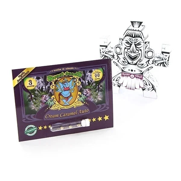 Cream Caramel Auto Samenverpackung von Sweet Seeds mit Logo und verspielter Dekofigur im Hintergrund